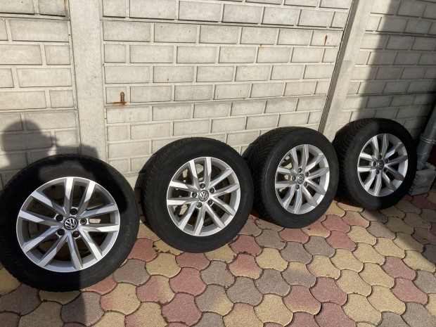 Volkswagen Passat télikerékszett