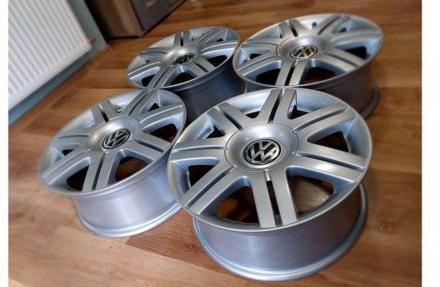 Volkswagen Phoenix gyri alufelni garnitra /5x112 17"/