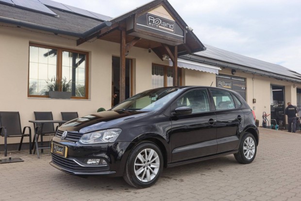Volkswagen Polo 1.0 MPI Comfortline Szervizköny...