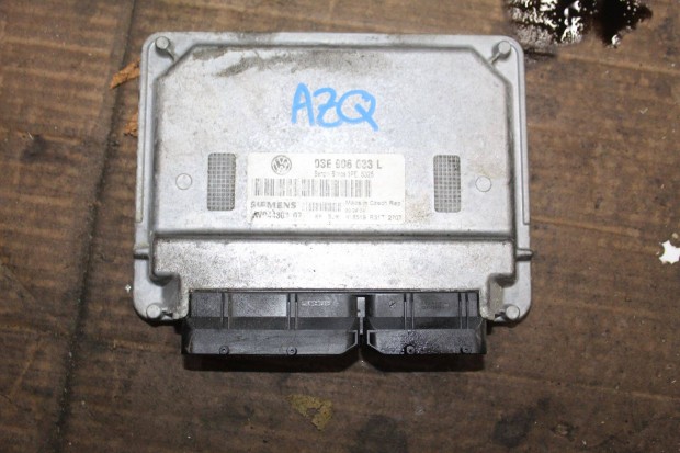 Volkswagen Polo 1.2B 2005 motorvezrl 03E906033L