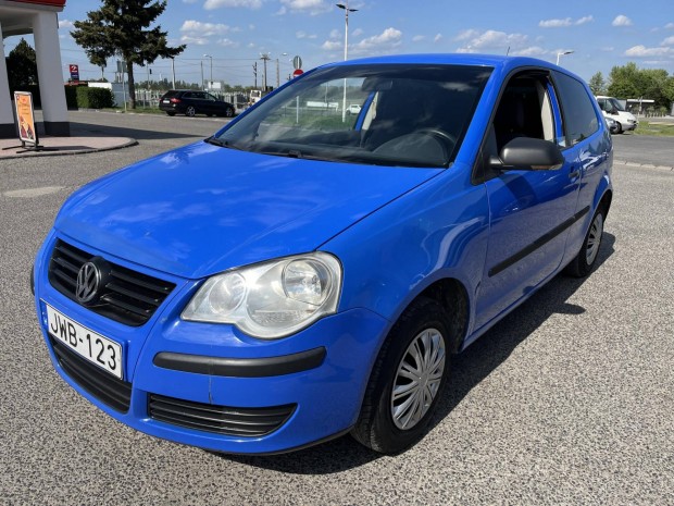 Volkswagen Polo 1.2 55 Trendline kevés km.szervós