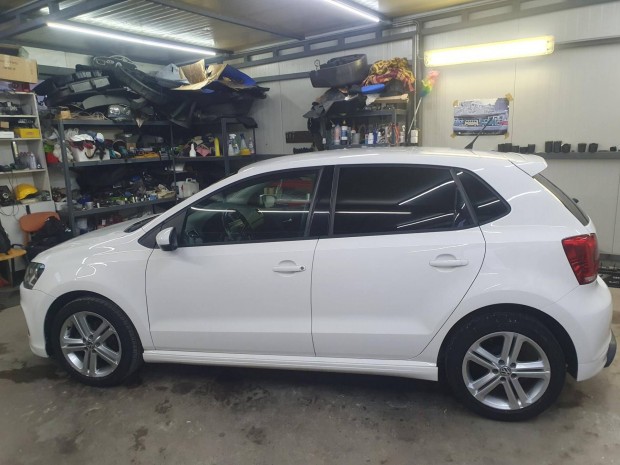 Volkswagen Polo 1.2 70 Trendline R-LINE 103000k...