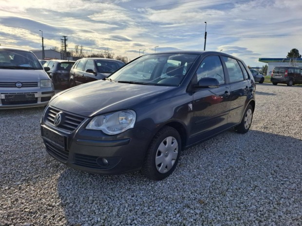 Volkswagen Polo 1.4 75 16V Comfortline 179.000k...