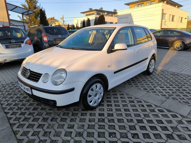 Volkswagen Polo 1.4 75 16V Comfortline