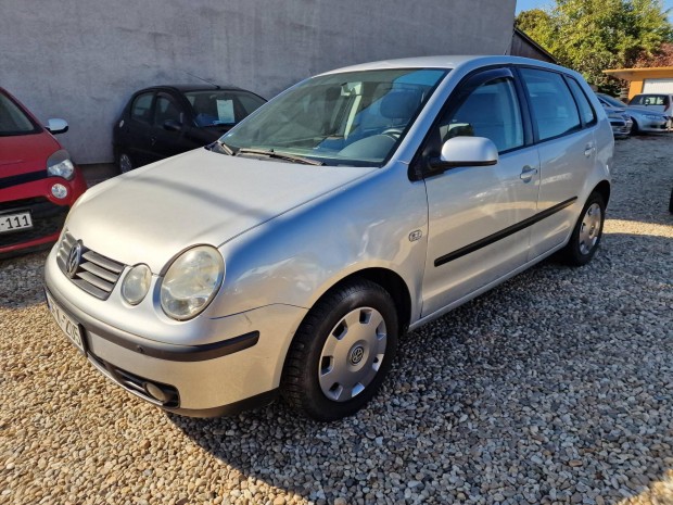 Volkswagen Polo 1.4 75 16V Comfortline Ice Magy...