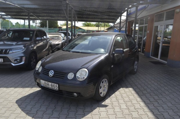 Volkswagen Polo 1.4 75 16V Comfortline ! 131.85...