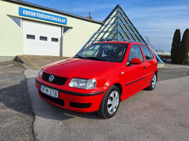 Volkswagen Polo 1.4 75 16V Szervo - 176500 KM K...