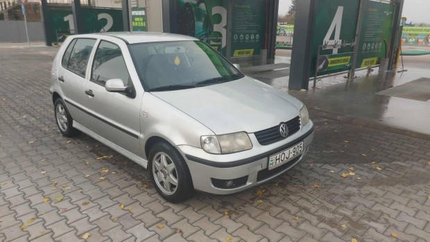 Volkswagen Polo 1.4 75 PD TDI Comfortline Digit...