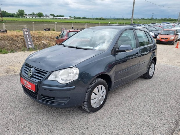 Volkswagen Polo 1.4 80 16V Comfortline Ice Gara...