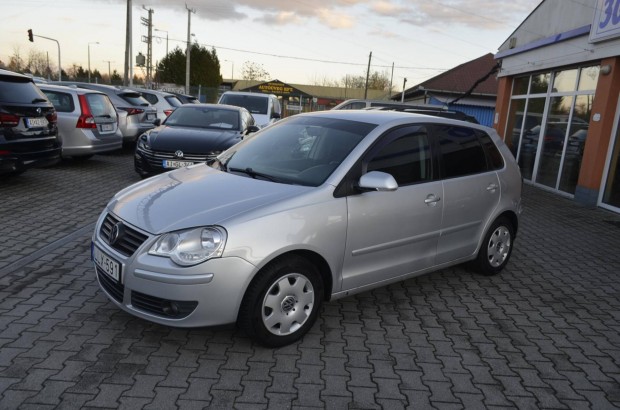 Volkswagen Polo 1.4 80 16V Perfekt Vonhorog LE...