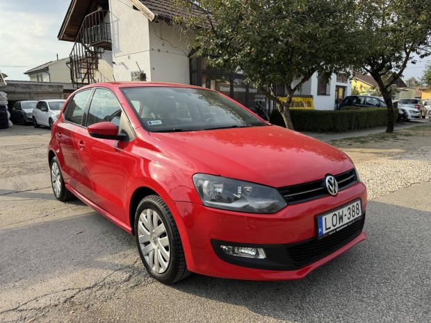 Volkswagen Polo 1.4 85 Comfortline DSG M.O.-I !...