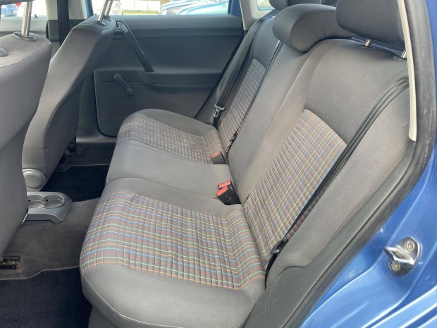 Volkswagen Polo 1.4 Benzin-G�z Kl�ma M�szaki 2027/7 G�ztart�ly 2035