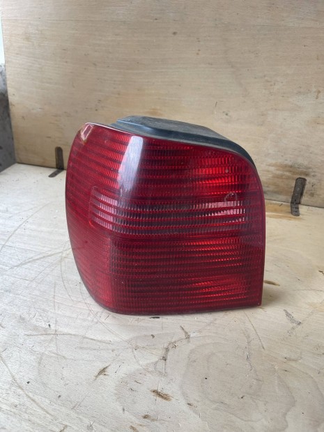 Volkswagen Polo 6N2 1999-2002 Bal hátsó lámpa