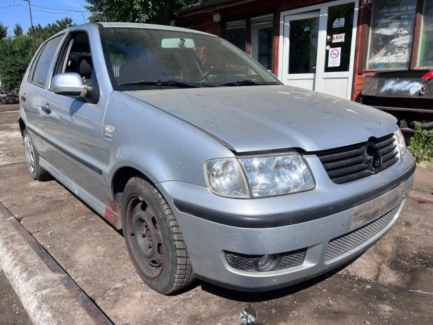 Volkswagen Polo 6N2 (2001) 1.4i AUA Alkatrészek #M2783