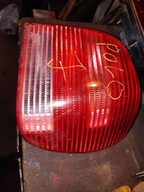 Volkswagen Polo 6N 94-01 Jobb H�ts� L�mpa