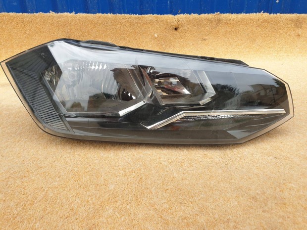Volkswagen Polo 6 VI MK6 2G gyári 2G1941006 jobb fényszóró 2017-