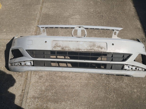 Volkswagen Polo 6 enyh�n s�r�lt els� l�kh�r�t�