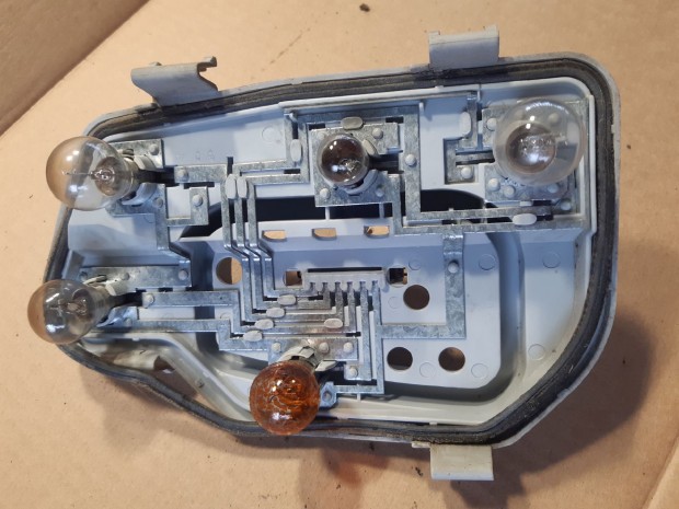 Volkswagen Polo 9N Bal Hátsó Lámpa Foglalat