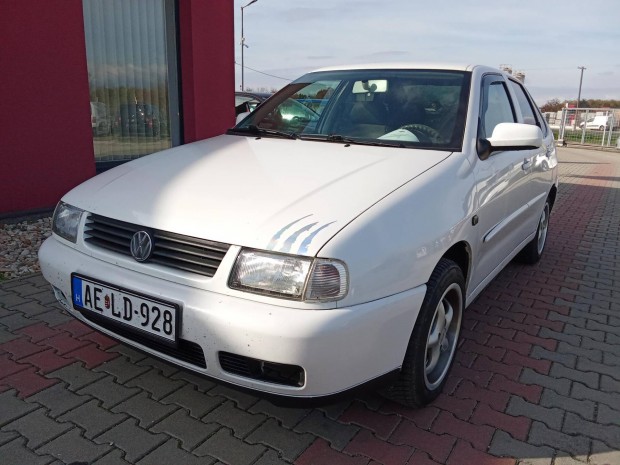 Volkswagen Polo Classic 1.4 75 Comfortline