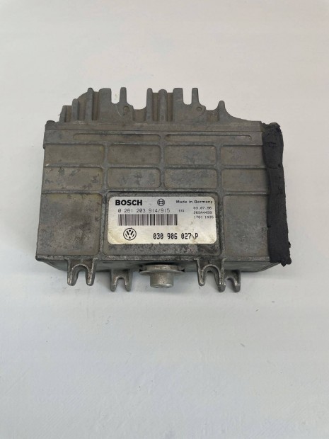 Volkswagen Polo III 6N motorvezérlő ECU 0261203914/915 030906027P