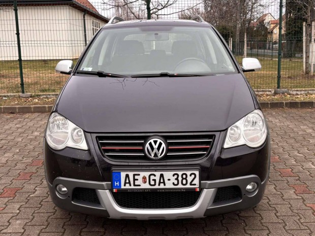 Volkswagen Polo IV 1.4 75 16V Crosspolo Megk�m�...
