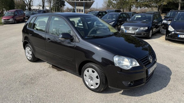 Volkswagen Polo IV 1.4 80 16V Comfortline Alkal...