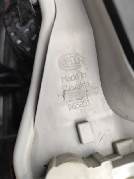 Volkswagen Polo Mk4 bal hátsó lámpa
