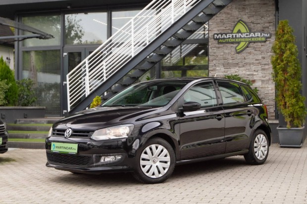 Volkswagen Polo V 1.4 85 Comfortline Deep Black...