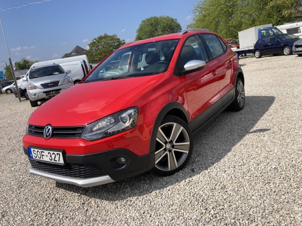 Volkswagen Polo V 1.6 90 CR TDI Trendline Cross...