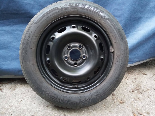 Volkswagen/SEAT/Skoda acélfelni+szerelt Dunlop Sport Bluresponse gumi