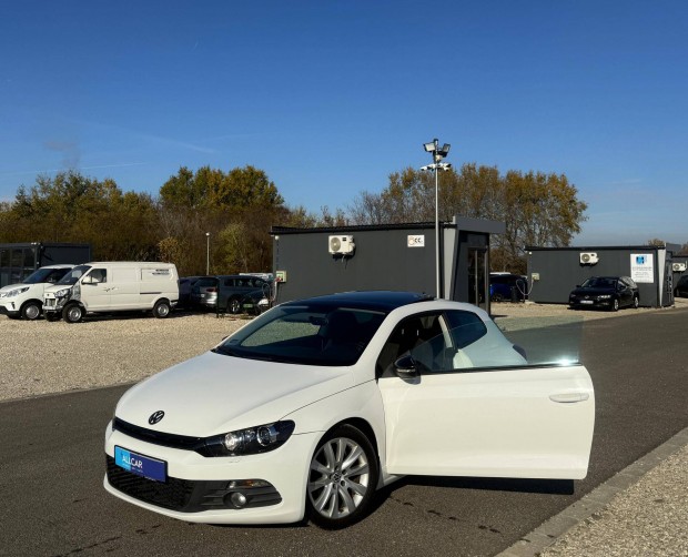 Volkswagen Scirocco 1.4 TSI R-Line kormny/Pano...