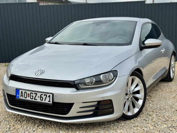 Volkswagen Scirocco 2.0 CR TDI DSG
