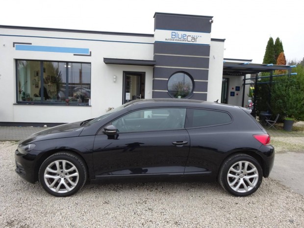 Volkswagen Scirocco 2.0 CR TDI Megbizhat Gazda...