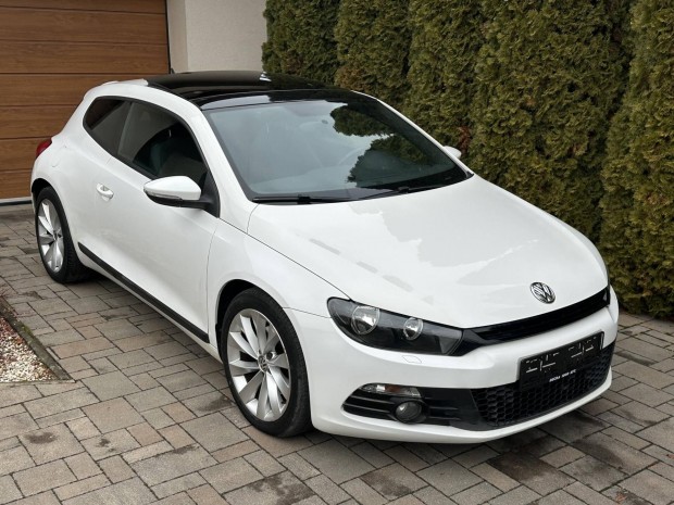 Volkswagen Scirocco 2.0 TFSI DSG