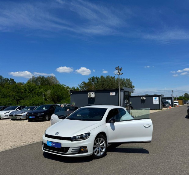 Volkswagen Scirocco Alufelni/ülésfűtés/Navigáci...