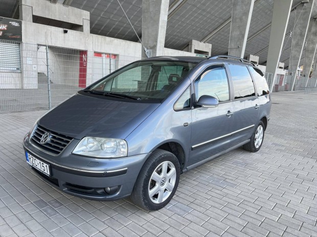 Volkswagen Sharan 1.9 PD TDI 4Motion