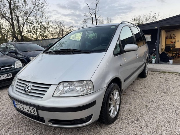 Volkswagen Sharan 1.9 PD TDI Comfortline