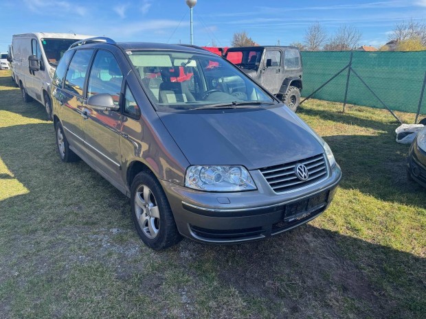 Volkswagen Sharan 1.9 PD TDI Highline 4Motion