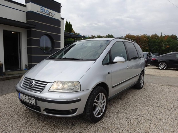 Volkswagen Sharan 1.9 PD TDI Highline 4Motion E...