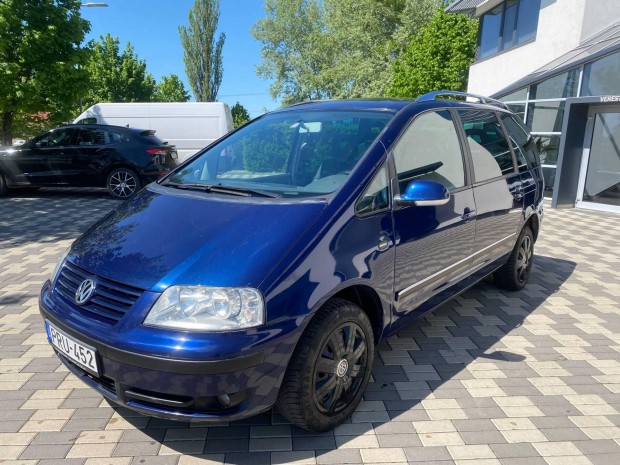 Volkswagen Sharan 1.9 PD TDI Highline