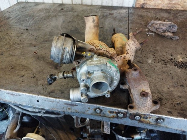 Volkswagen Sharan 1.9 TDI Auy turbó 038253019N
