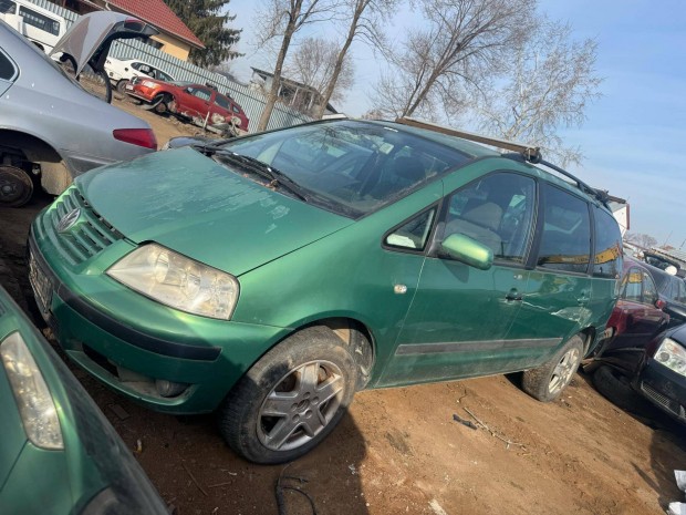 Volkswagen Sharan 1.9 TDI -Auy- bontott alkatrszek