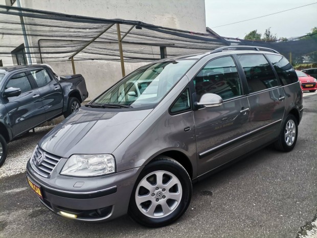 Volkswagen Sharan 2.0 PD TDI 7 Fős! Digit Klíma...