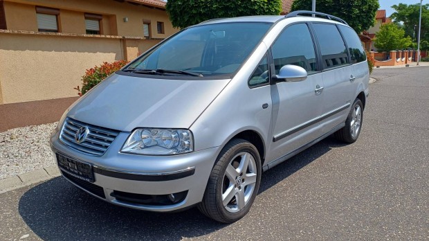 Volkswagen Sharan 2.0 PD TDI United - Friss Műs...