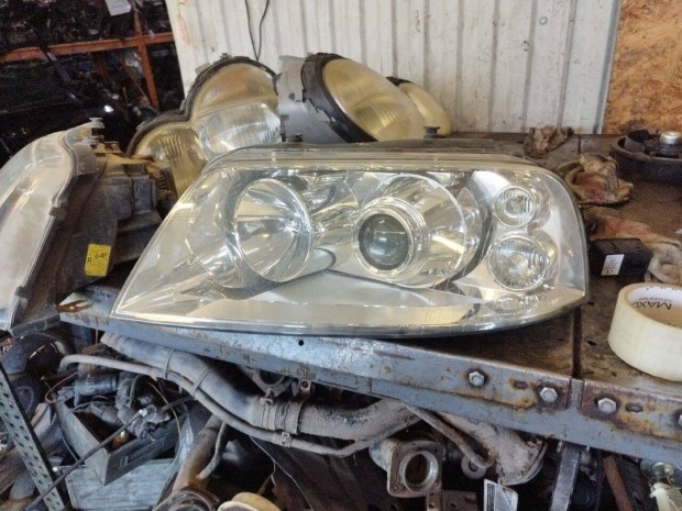 Volkswagen Sharan / Seat Alhambra 2000-2010 bal xenon fényszóró