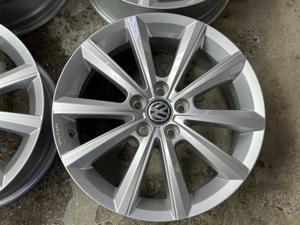 Volkswagen Skoda Seat 16" 5x100 gyri alufelni szinte j llapotban