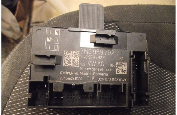 Volkswagen Skoda ajtóvezérlő modul 7N0959792F 7N0959792H