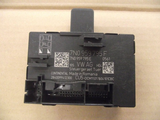 Volkswagen Skoda ajtóvezérlő modul 7N0959795F