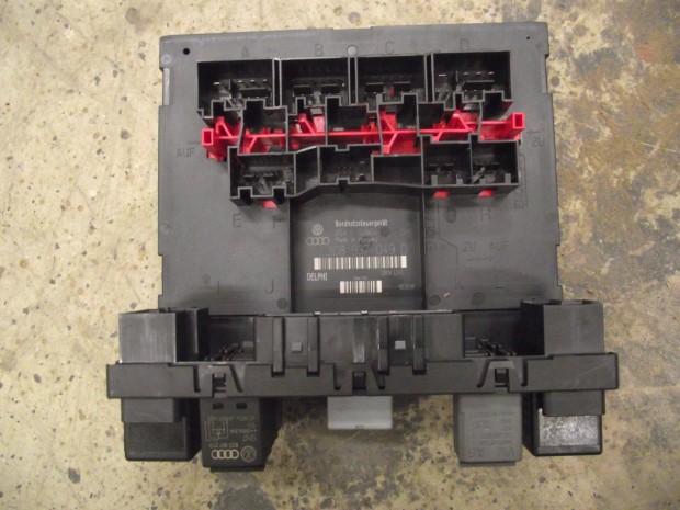 Volkswagen Skoda kzponti elektronika BCM 3C8937049D