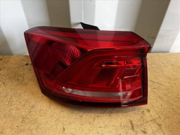 Volkswagen T-Roc bal hátsó lámpa 2ga945095c